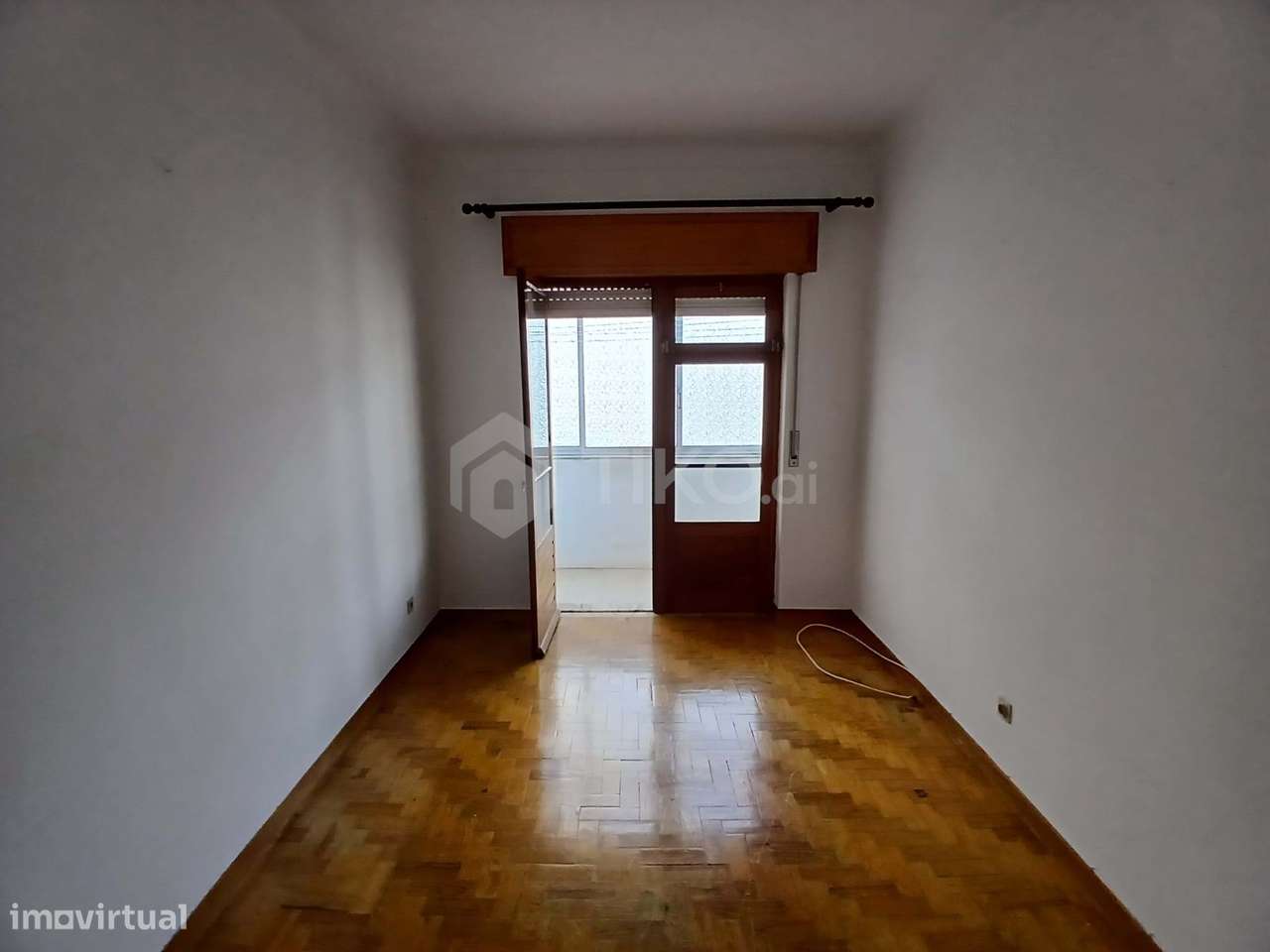 T3 no Coração do Montalvão – Excelente oportunidade para Remodelar ou-19