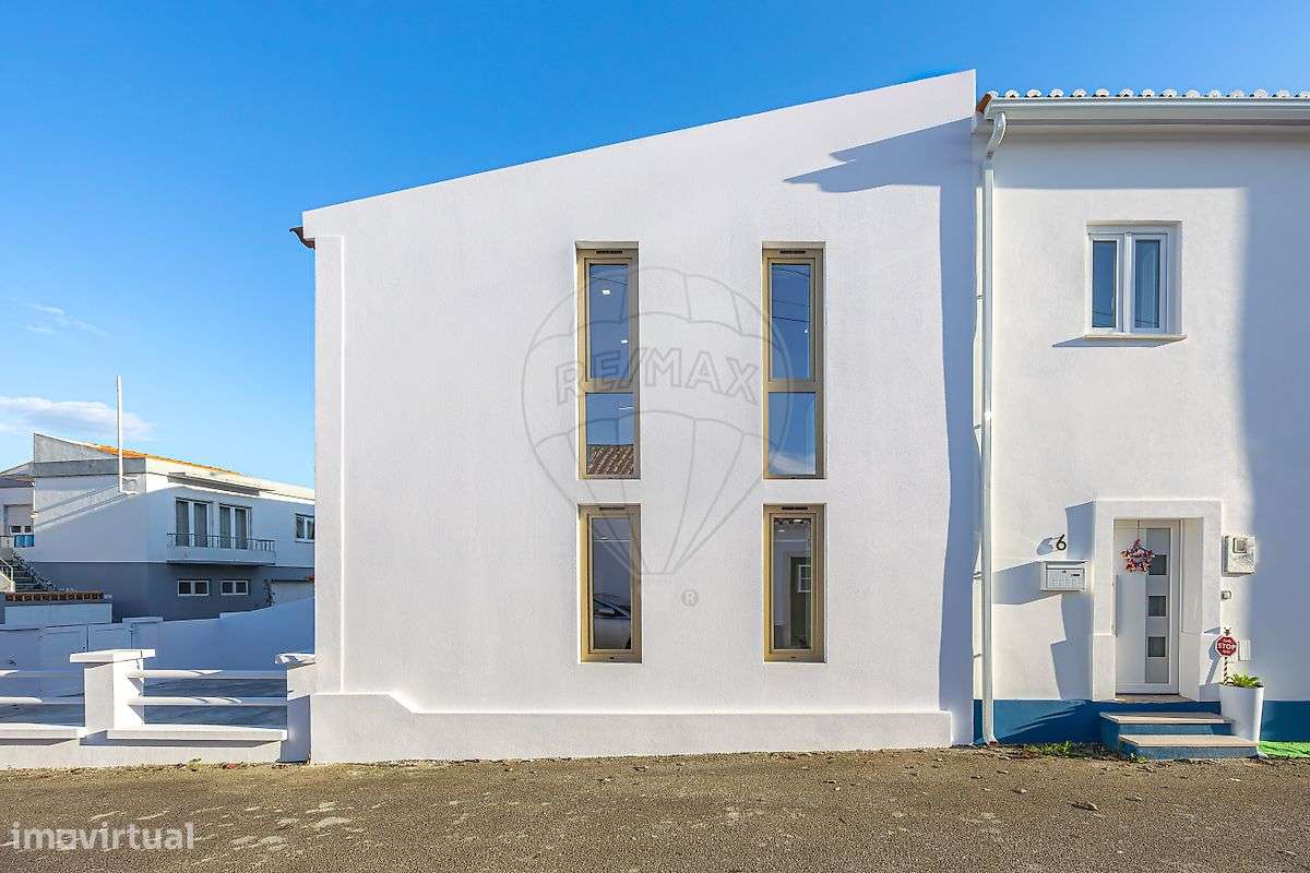 Moradia T2 para venda - Grande imagem: 2/19