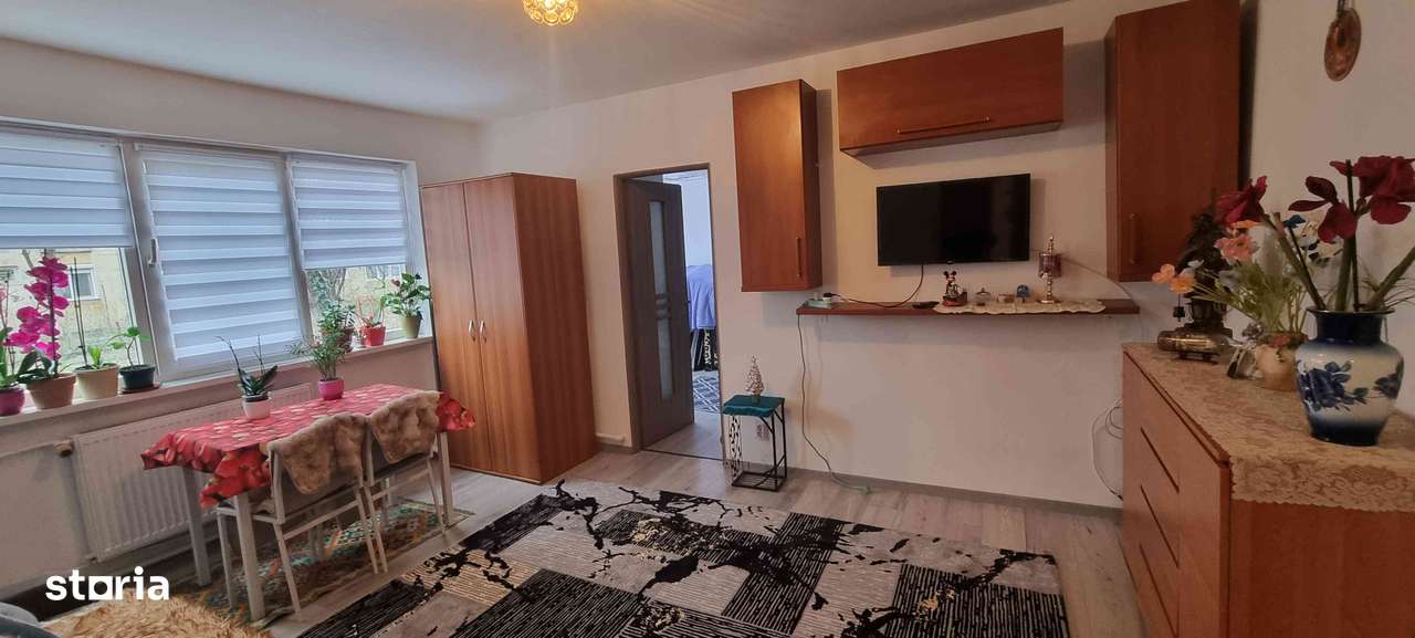 2 camere 40 mp, tip T,  parter Războieni, mobilat,utilat-4