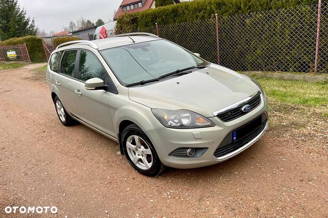 Ford Focus 1.8 Ghia - 2