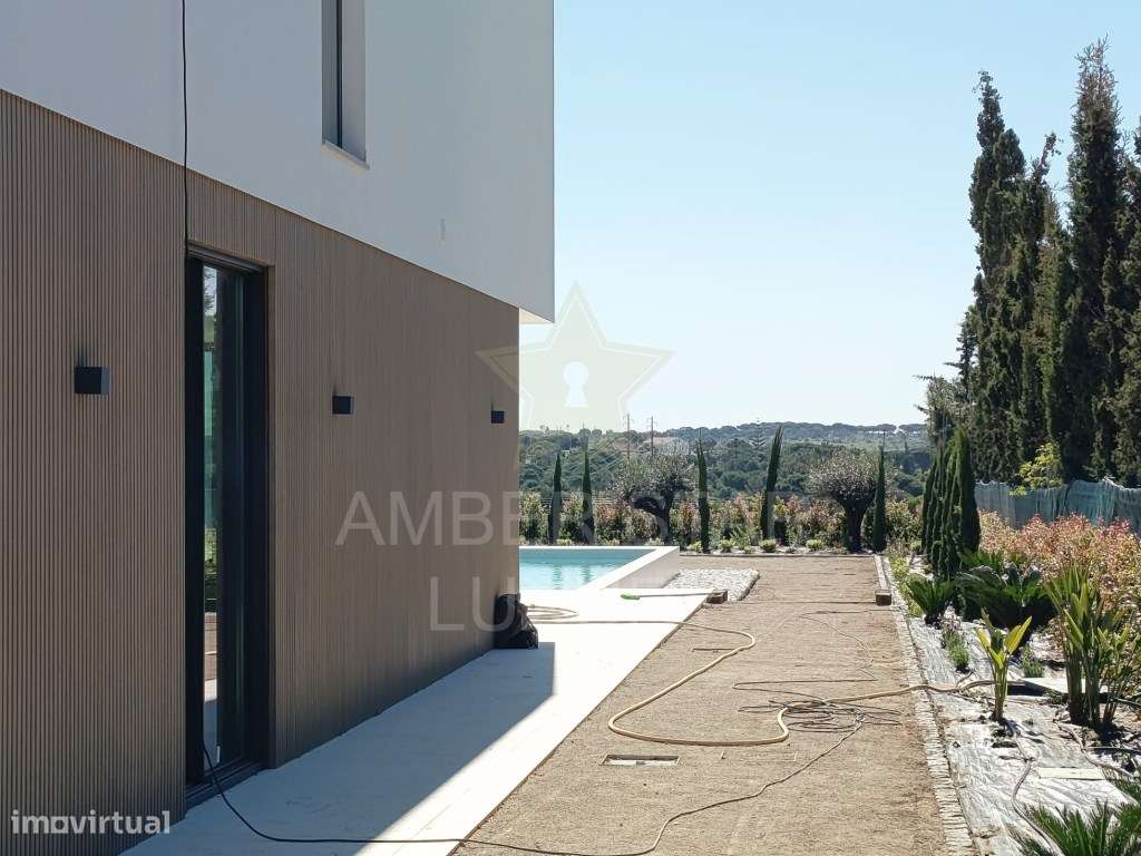 Moradia de Luxo de 4 quartos com Piscina Infinita e Rooftop no Triâ... - Grande imagem: 5/24