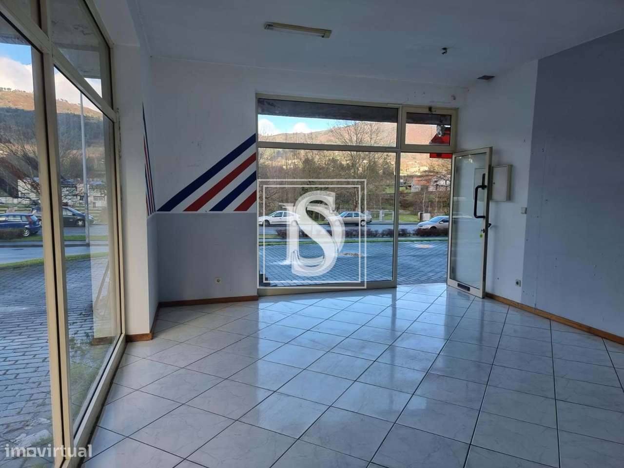 Loja Não definido em Vieira do Minho-12