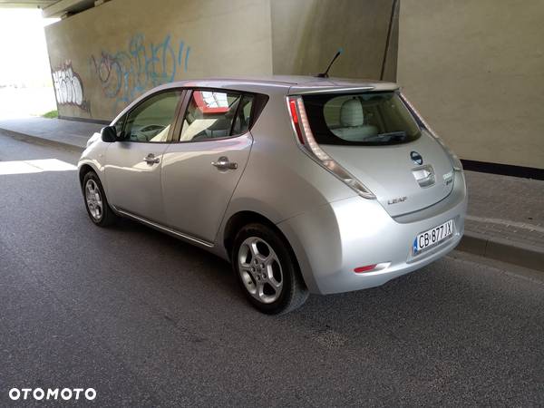 Nissan Leaf 24 kWh (mit Batterie) Tekna - 2