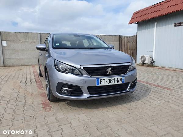 Peugeot 308 1.2 PureTech GPF Allure S&S - 3