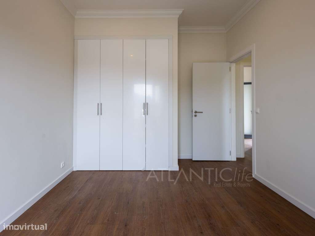 Moradia T3 Amadora com Excelentes Áreas e Espaço Exterior-17