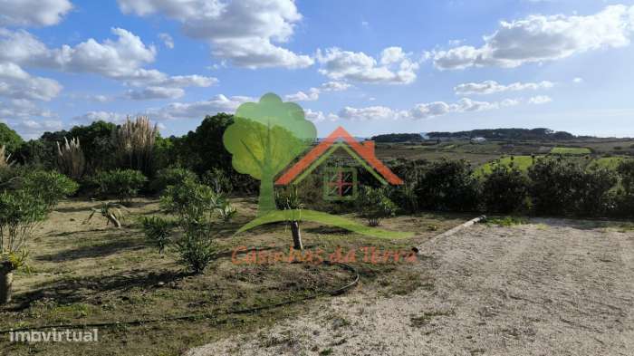 Terreno rústico com vista de mar e casa-11