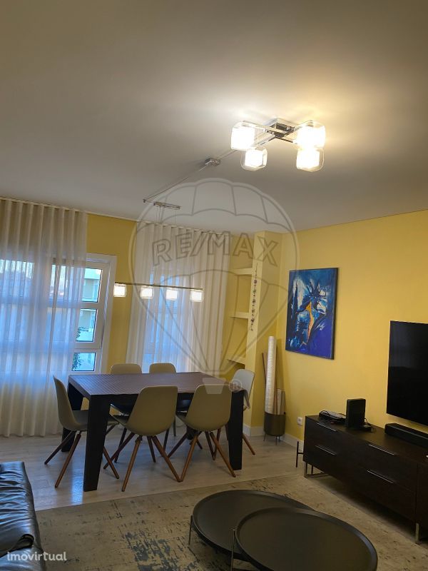 Apartamento T2 para arrendamento