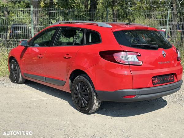 Renault Megane Grandtour dCi 110 FAP Expression - 4