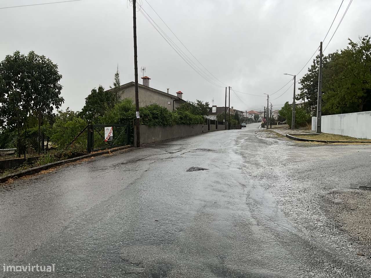 Terreno rústico em Torno, 7272 m², com acesso pavimentado-7