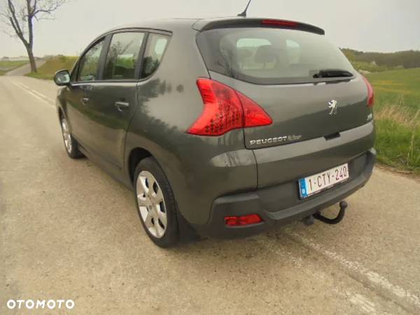 Peugeot 3008 1.6 HDi Premium - 4