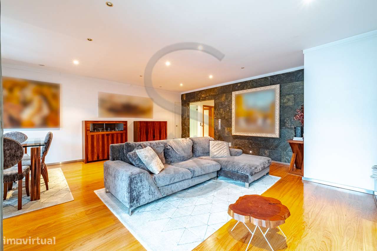 Apartamento T3 de Luxo em Vilar do Paraíso e Mafamude-9