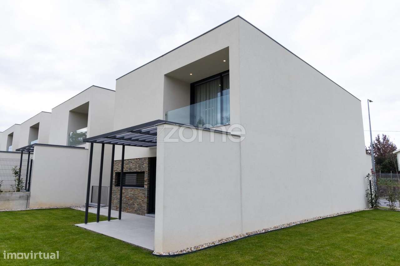 Moradia T3 em Banda - Palmeira - Grande imagem: 4/20