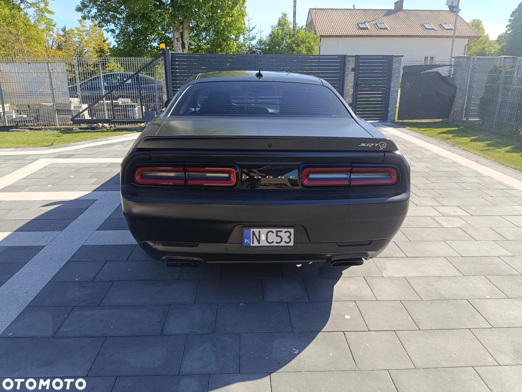 Dodge Challenger - 7