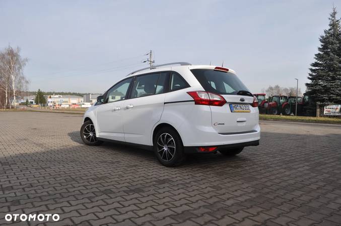 Ford Grand C-MAX - 4