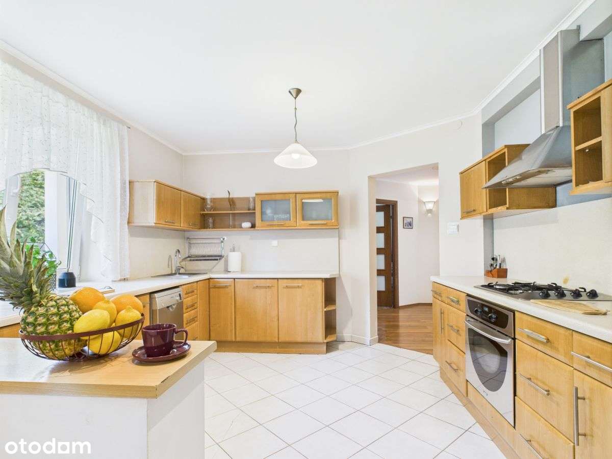 Wyjątkowa nieruchomość w malowniczym Żółwinie-6