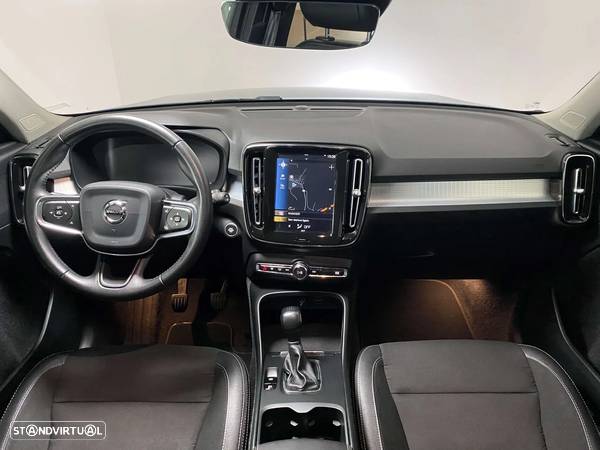 Volvo XC 40 2.0 D3 Momentum Plus - 5