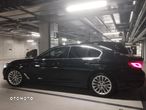 BMW Seria 5 520i - 10