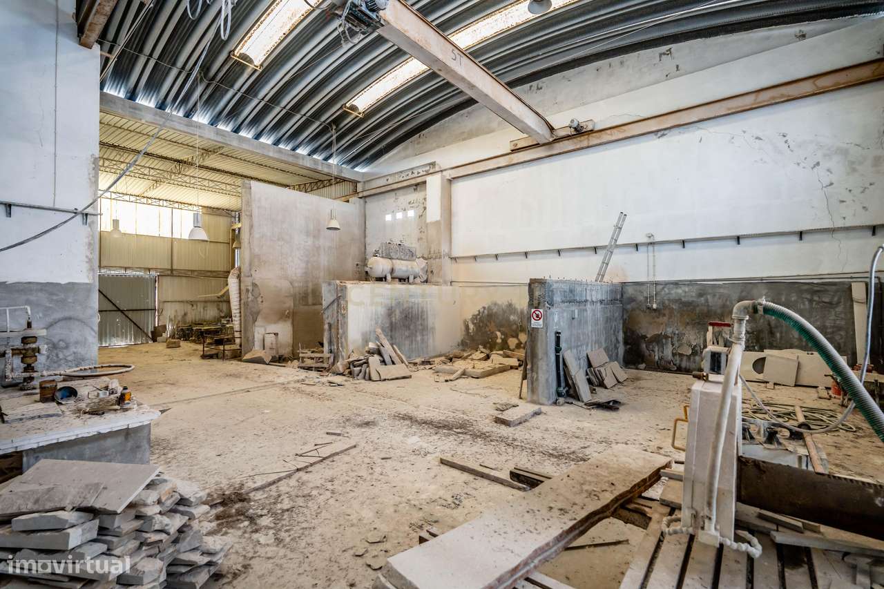 Armazéns no centro de Loulé - Grande imagem: 5/41