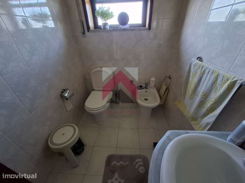 Moradia T3 Isolada na Costa do Valado-20