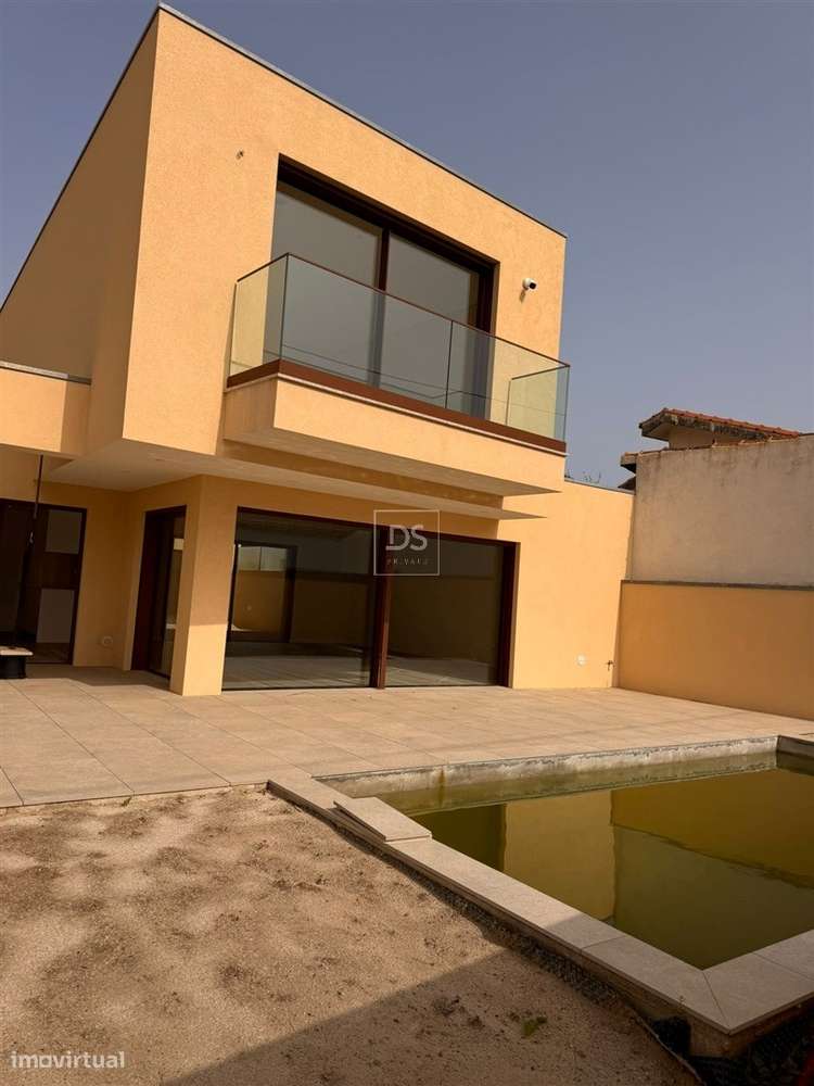 Moradia Isolada T4 Venda em São Félix da Marinha,Vila Nova de Gaia-10