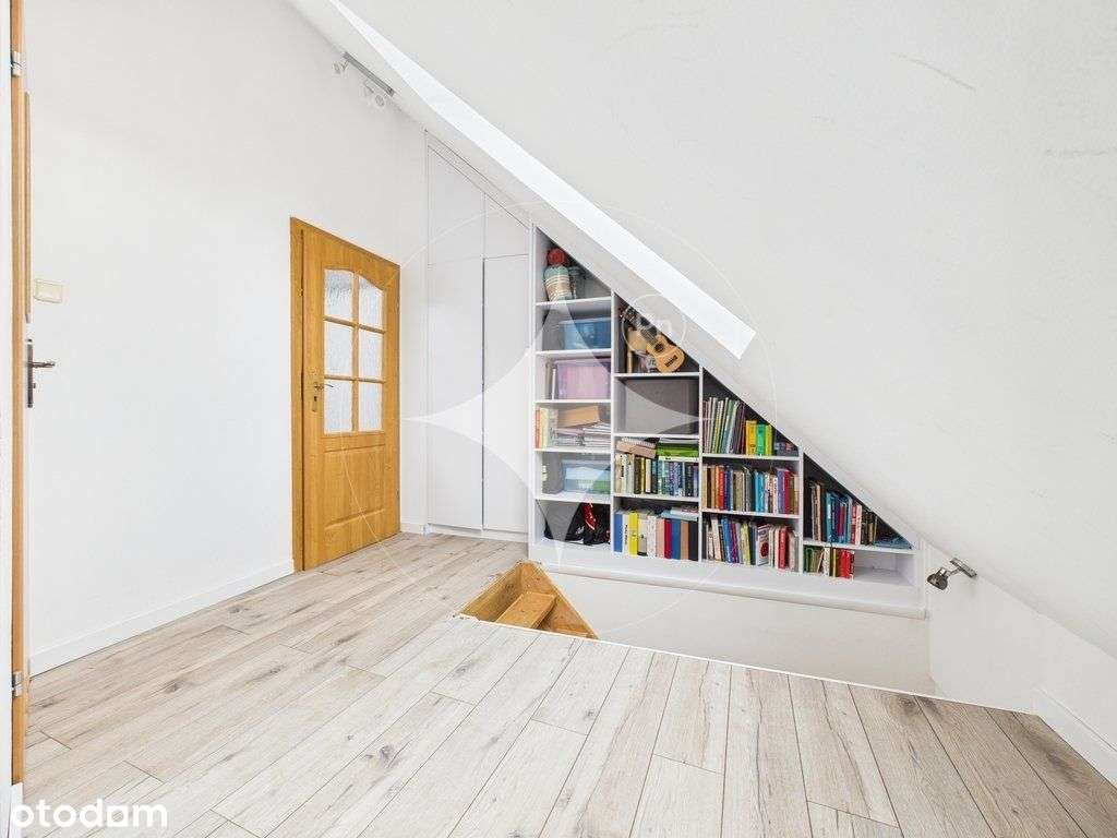 Dwupoziomowe mieszkanie na Starówce z piwnicą-19