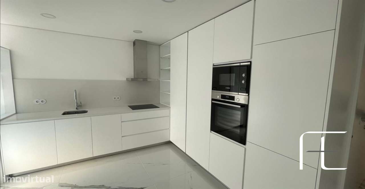 Apartamento T3 Venda em Lordelo do Ouro e Massarelos,Porto - Grande imagem: 2/30