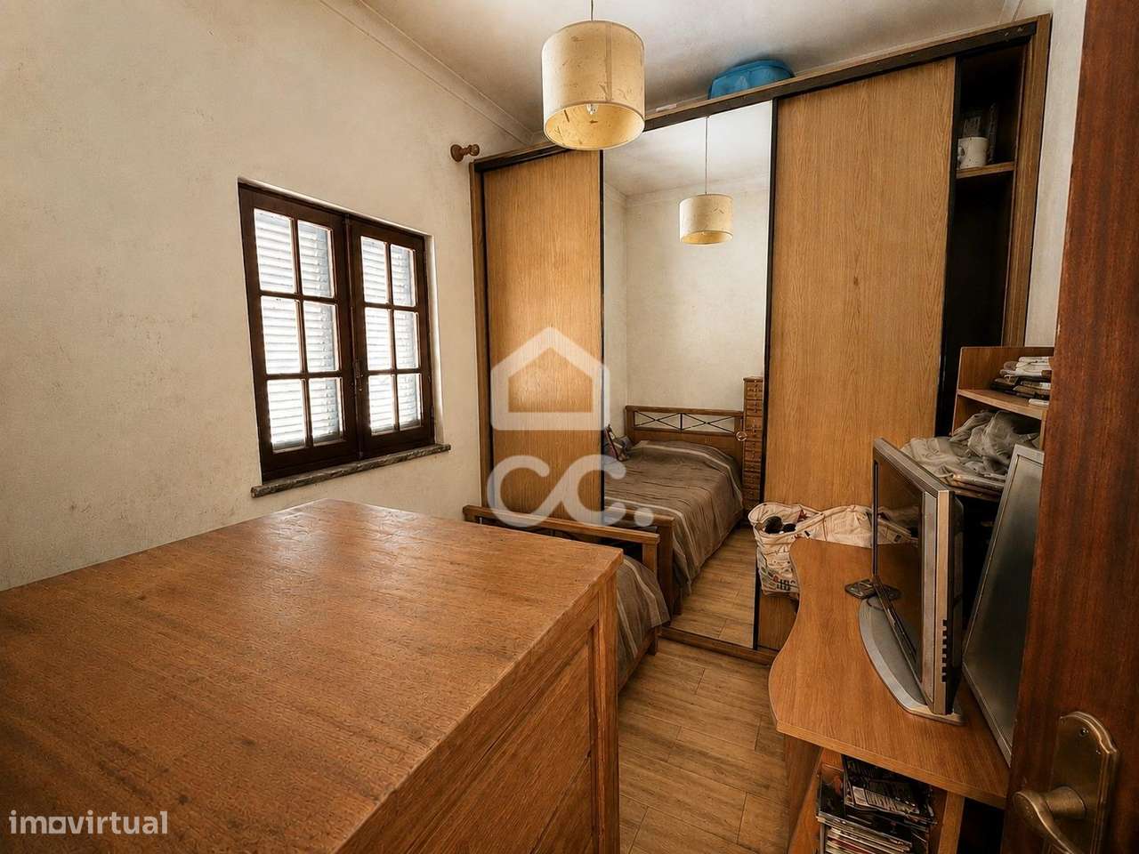 Moradia para renovação em Campolide Lisboa com 2 quartos-5