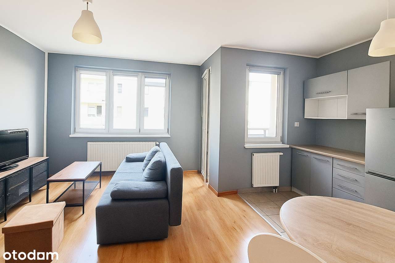 Przestronne 1 pokojowe, winda, balkon! - Pełny obrazek: 1/6