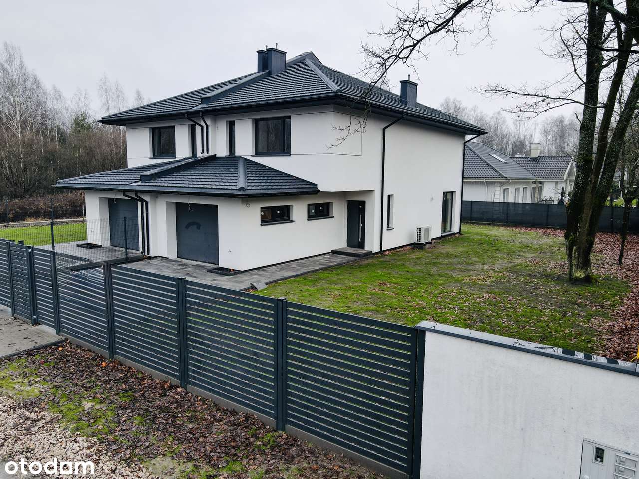 Dwulokalowy dom jednorodzinny 136 m² na sprzedaż – Rembertów - Pełny obrazek: 1/15