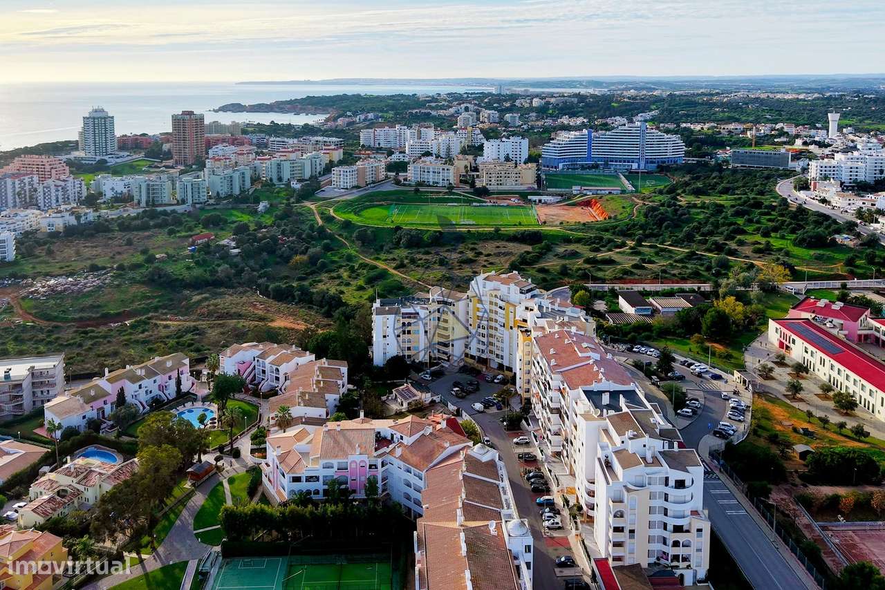 Apartamento T2 virado a Sul , com Garagem na Vila Rosa - Portimão-45