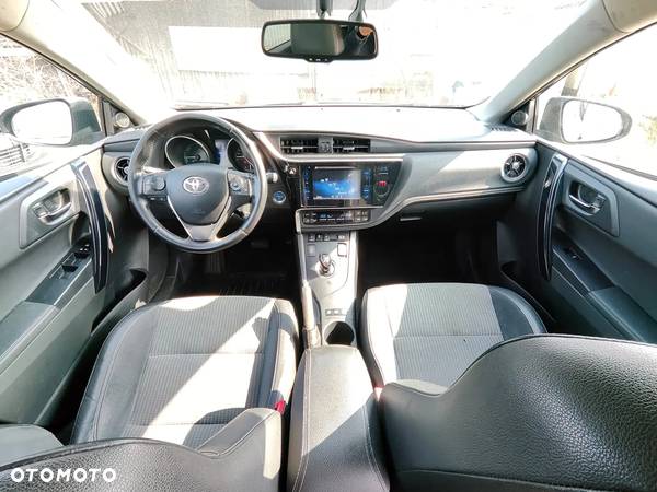 Toyota Auris 1.8 VVT-i Hybrid Automatik Edition - 4