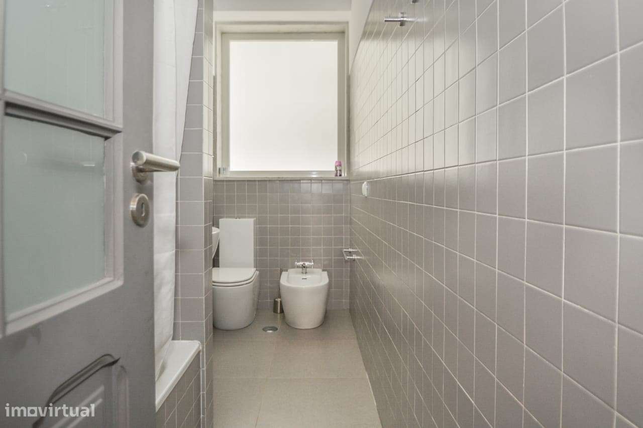 Elegante T2+1 | Elias Garcia | Gulbenkian | O Refúgio Superior nas Ave-17