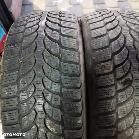 215/40/18 bridgestone blizzak lm32 - 2