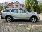 Skoda Octavia Combi 2.0 TDI DPF 4x4 Scout - 8