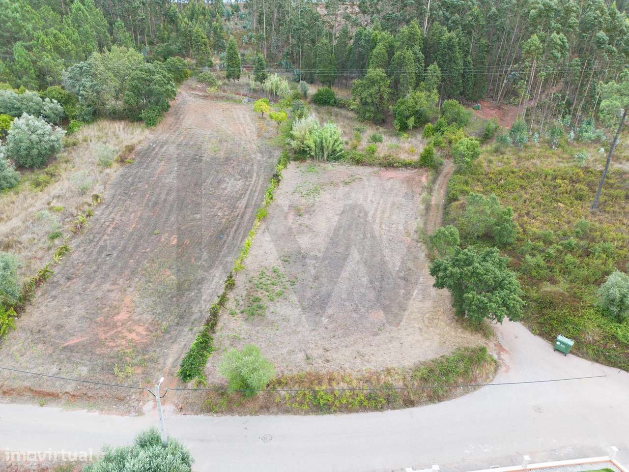Terreno com viabilidade de construção 1700m - Grande imagem: 5/11