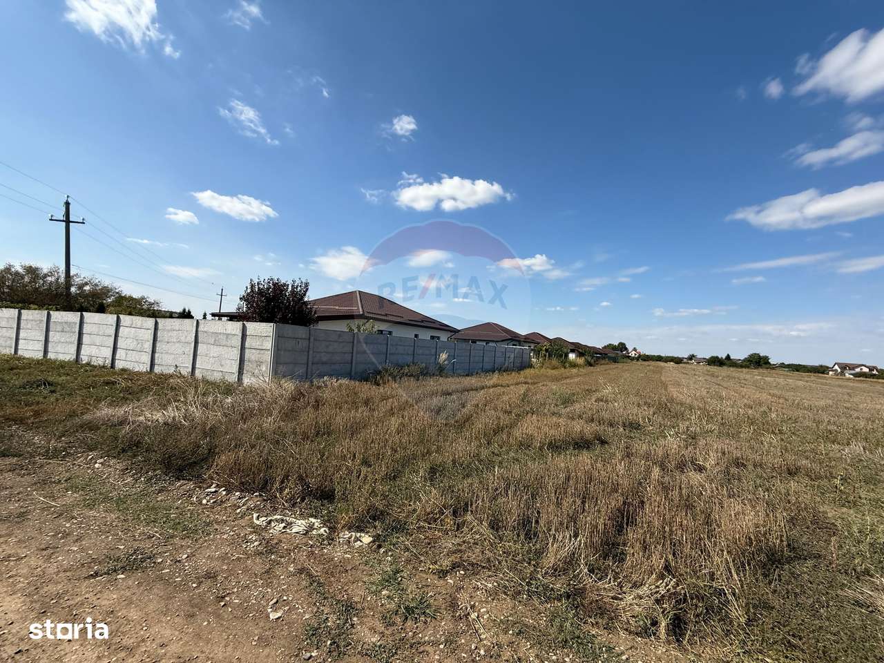 Vand teren intravilan 5000 mp in Sabareni - Imagine principală: 4/10