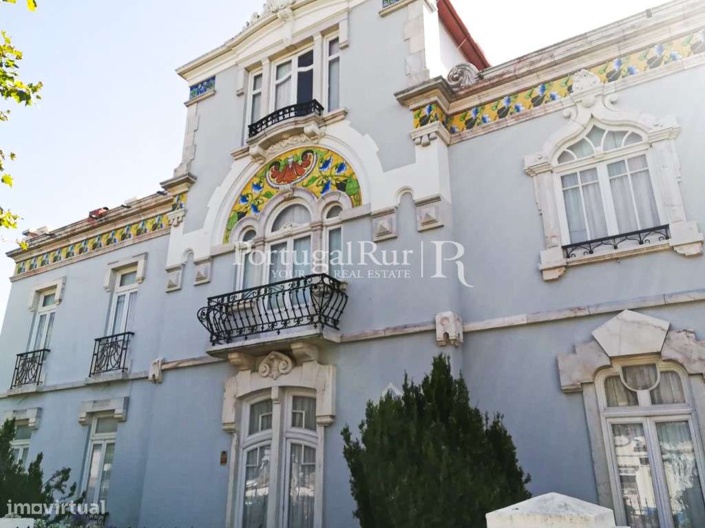 Palacete estilo Arte Nova em Estremoz - Grande imagem: 3/37