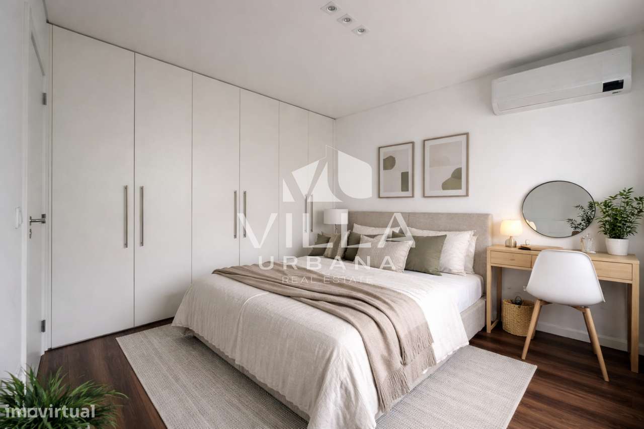 Apartamento T2 c/ Espaço Exterior localizado no Centro de Almada-29