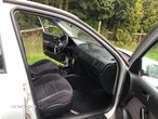 Volkswagen Golf 1.6 Comfortline - 8