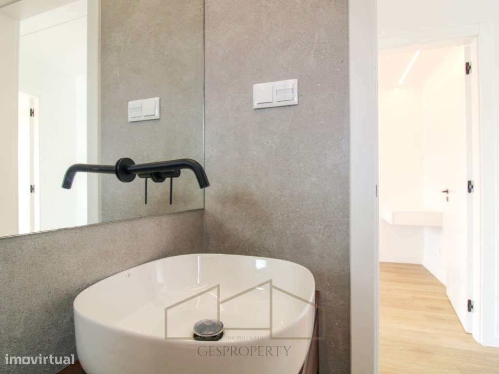 Moradia Isolada T3 com piscina pronta a escriturar na Aroeira-55