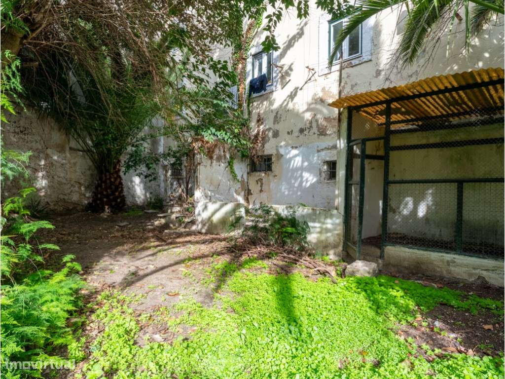 Moradia com jardim na Praça das Flores, Príncipe Real, Lisboa - Grande imagem: 3/39