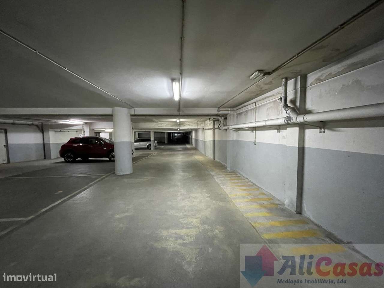 **Excelente Apartamento T2 C/Ampla varanda em Localização Privilegia-30