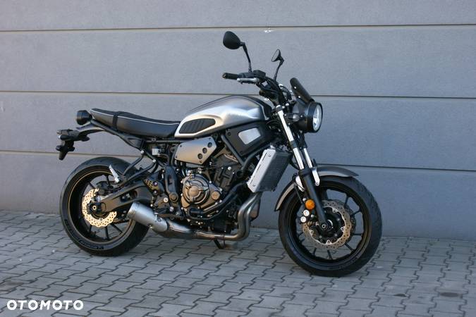 Yamaha XSR - 2