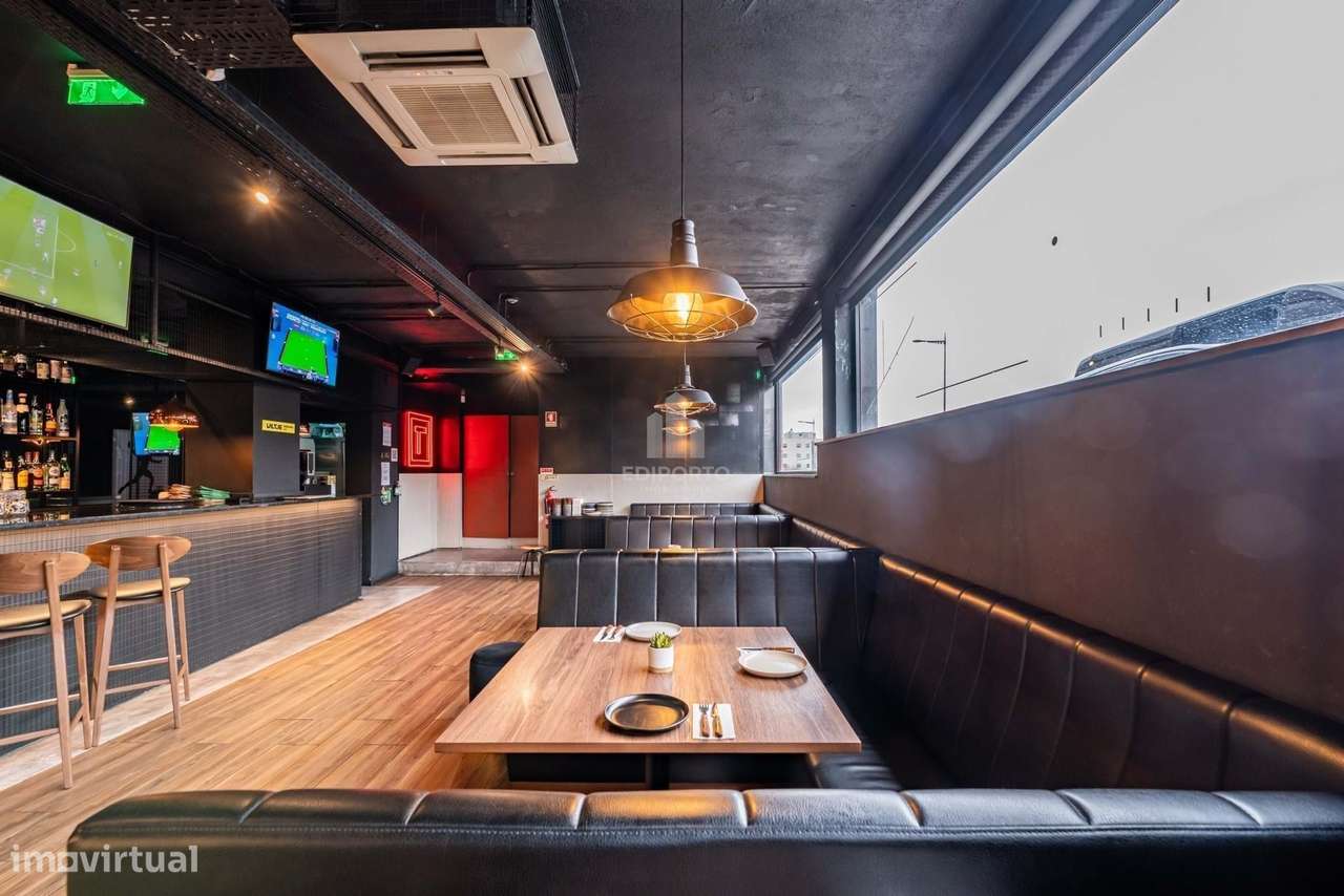 Restaurante /Bar para venda com 90 lugares sentados ao Gaia Shopping (-9