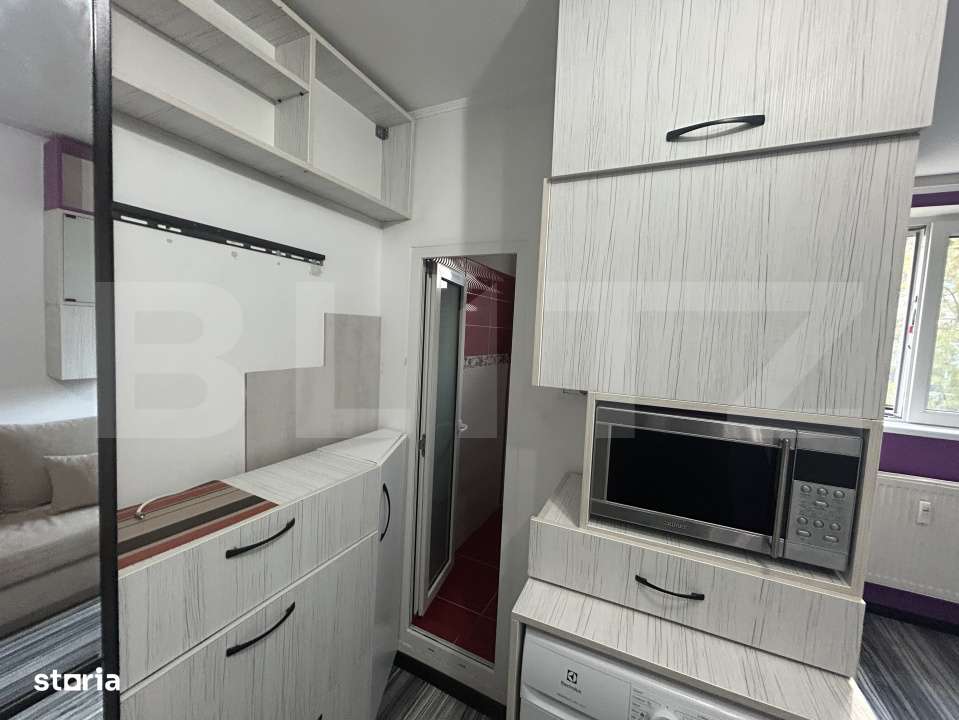 Garsoniera de vanzare, 15 mp, zona 1 Mai - Imagine principală: 4/9