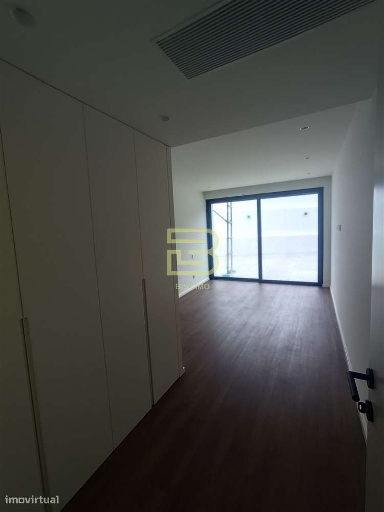 Apartamento T3 novo, com terraço em Vila Nova de Gaia-23