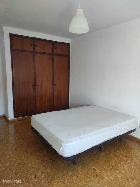 Arrendo  T2  em  Caldas da Rainha - Grande imagem: 4/11