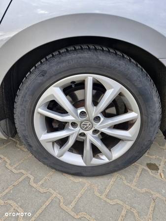 Volkswagen Passat 2.0 TDI SCR Trendline - 2
