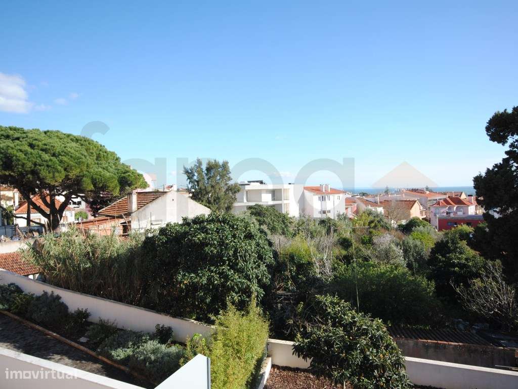 T3 Duplex com terraço centro da Parede-5