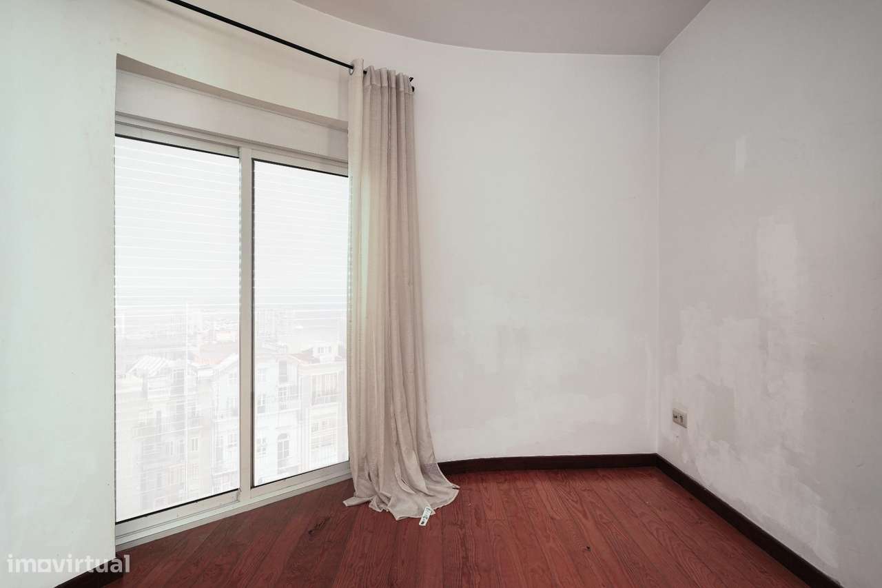 T1 no Areeiro — Excelente Localização - Grande imagem: 5/17